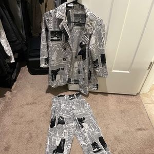 Newspaper suit
